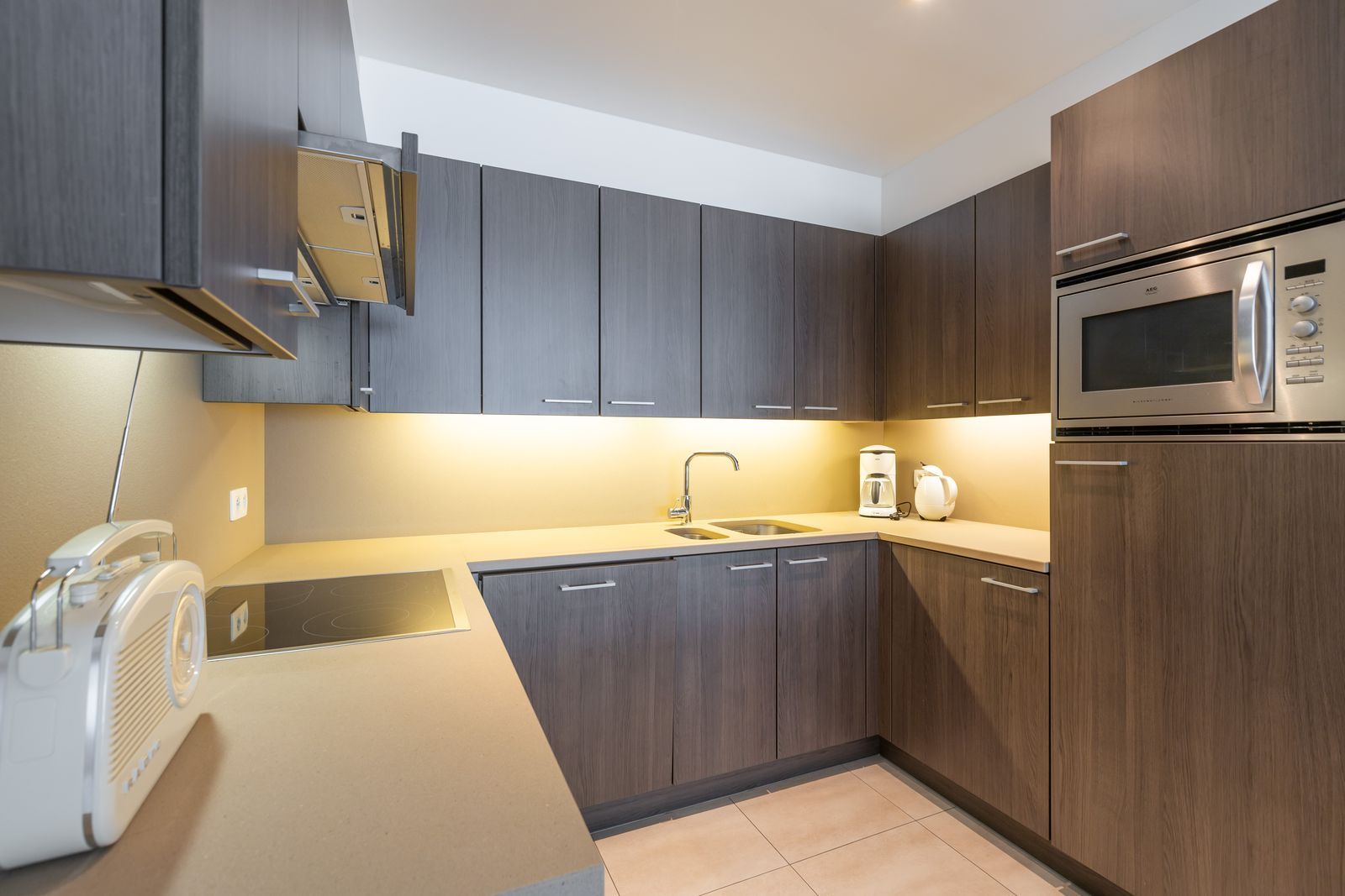 Modern, luxueus en ruim appartement met 2 slpk en 2 zonnige terrassen foto 8