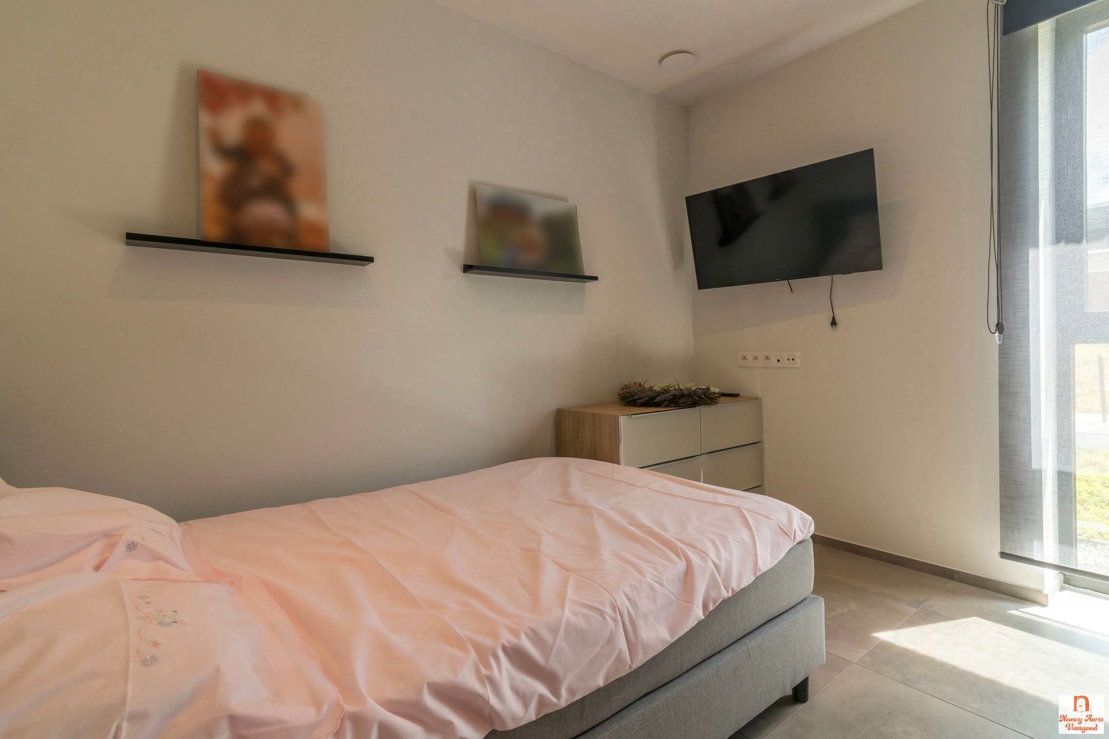 Ruimtelijk wonen met verfijnde afwerking in hartje Koersel foto 22