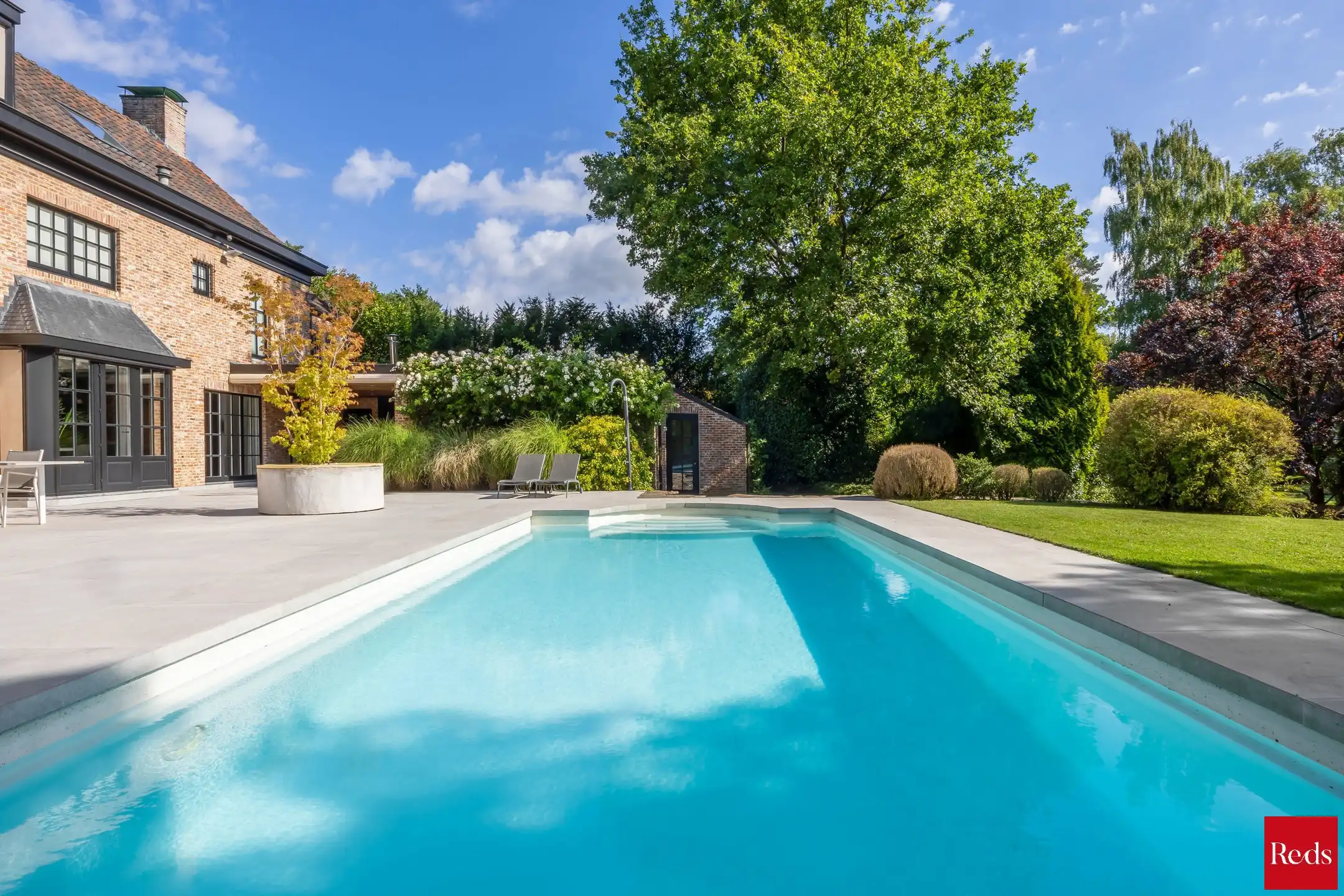 Prestigieuze villa met zwembad op 3.528 m² op toplocatie! foto 14