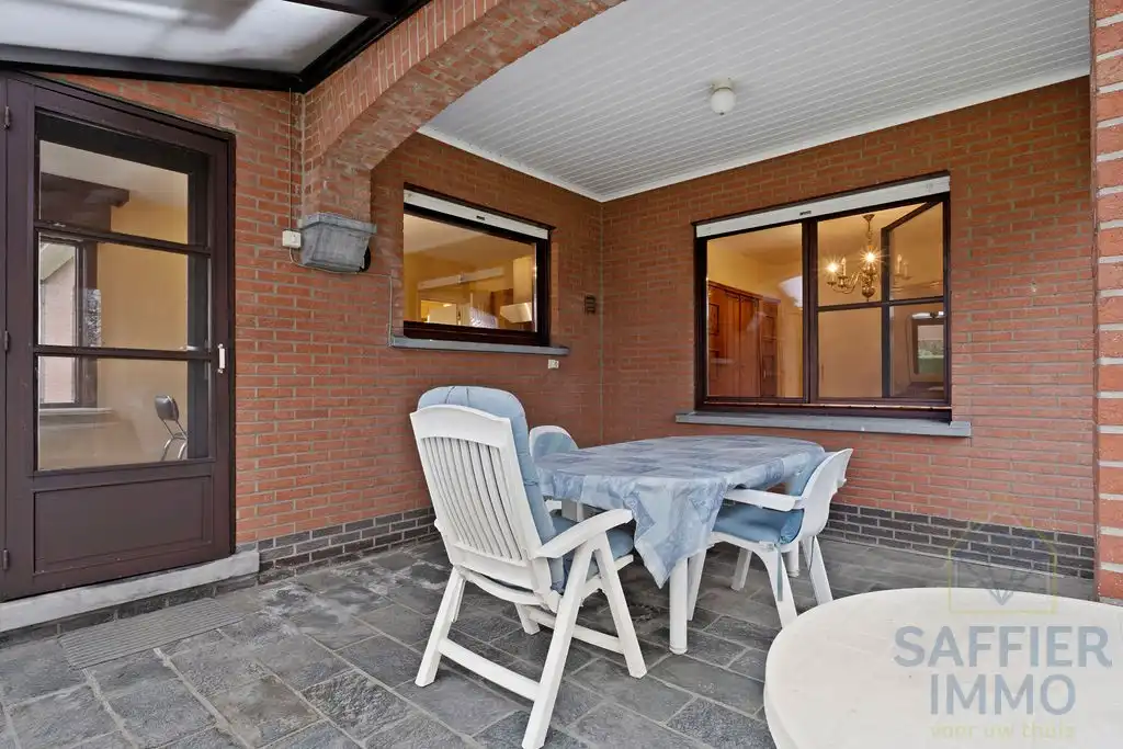 Rustig gelegen woning met prachtig zicht op een perceel van 1.576 m² foto 13