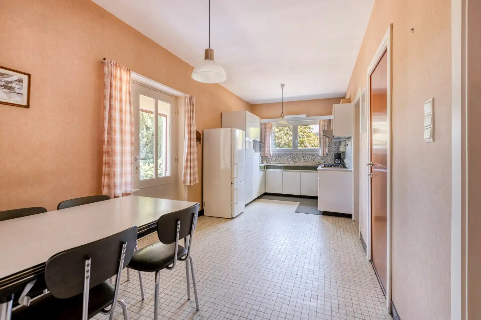 Te renoveren woning met 3 slpks op de grens tussen Geel en Sint-Jozef Olen !  foto 8