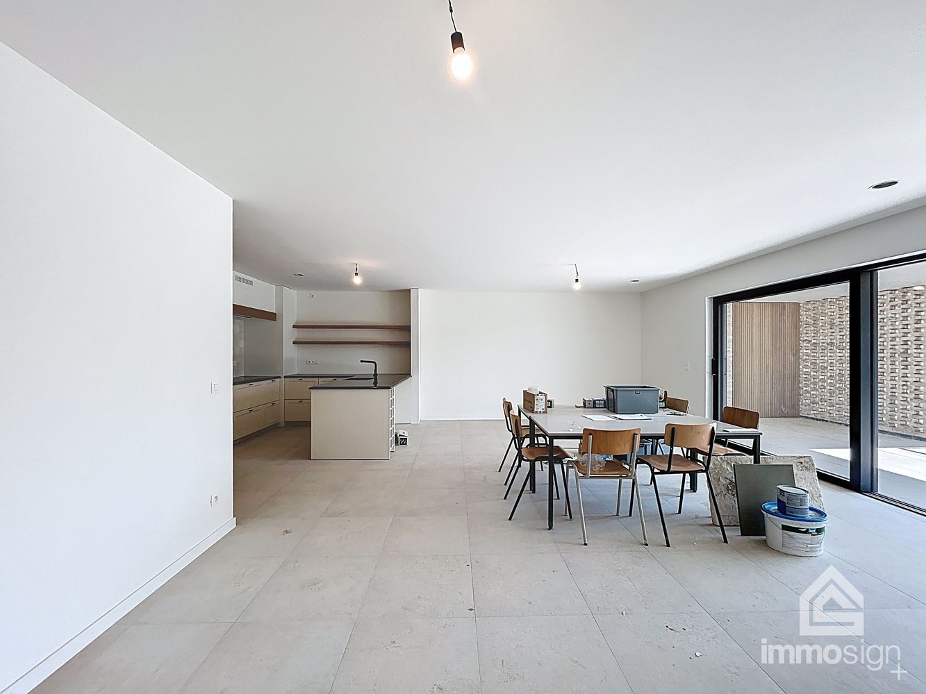 Instapklaar nieuwbouw appartement met 2 slaapkamers, terras, autostaanplaats en berging te Kinrooi foto 3