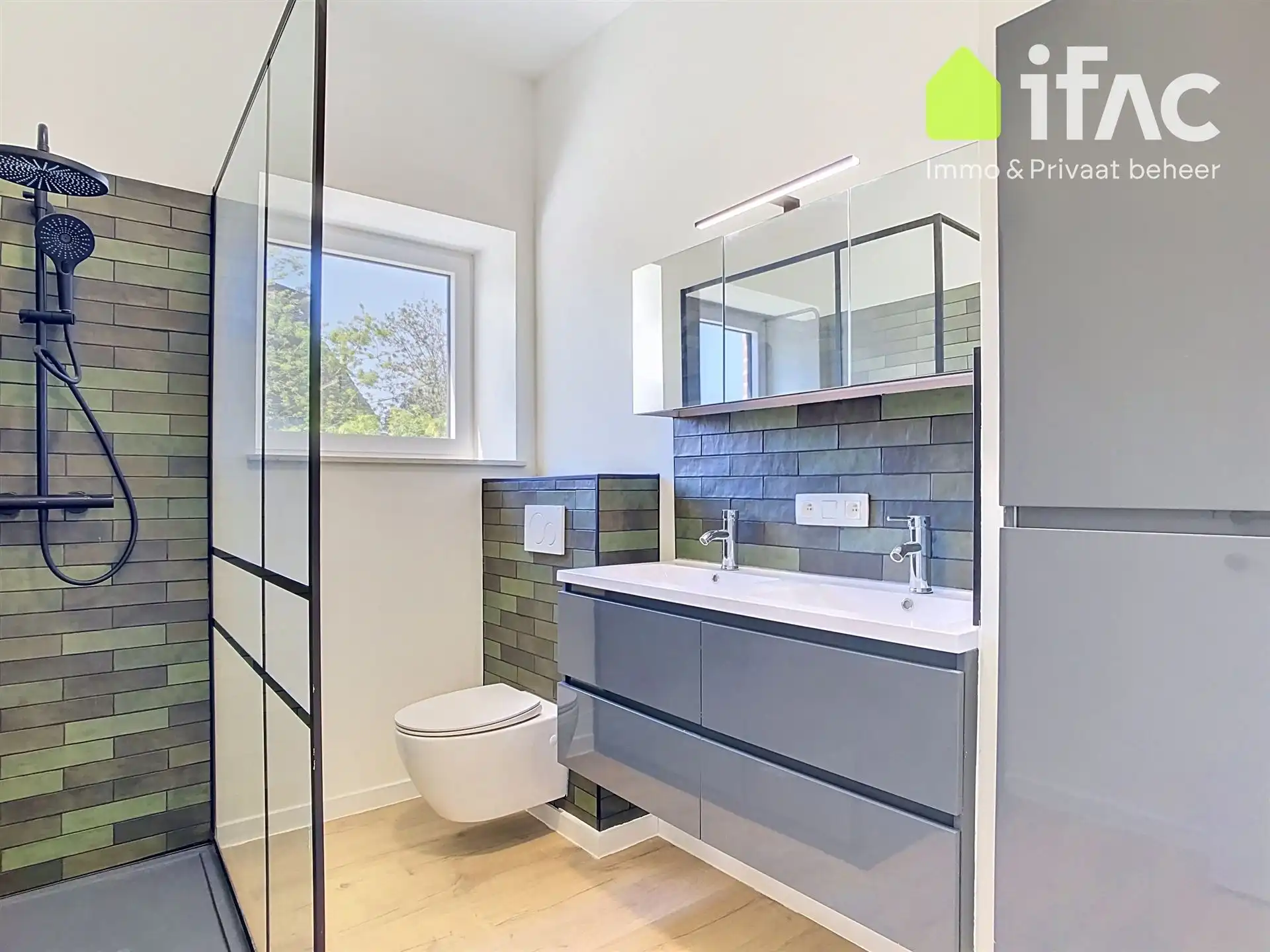 Volledig gerenoveerde (EPC A!) woning op toplocatie foto 23