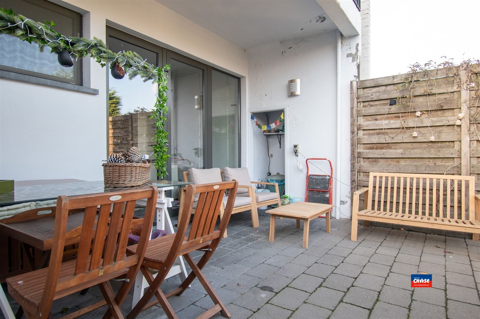 Gelijkvloersappartement met 1 slpk, tuin en garage foto 8