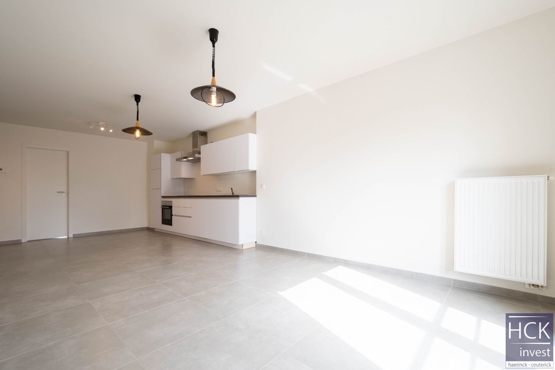 KRUISHOUTEM - INSTAPKLAAR appartement met 2 slpk + RUIM terras! foto 3