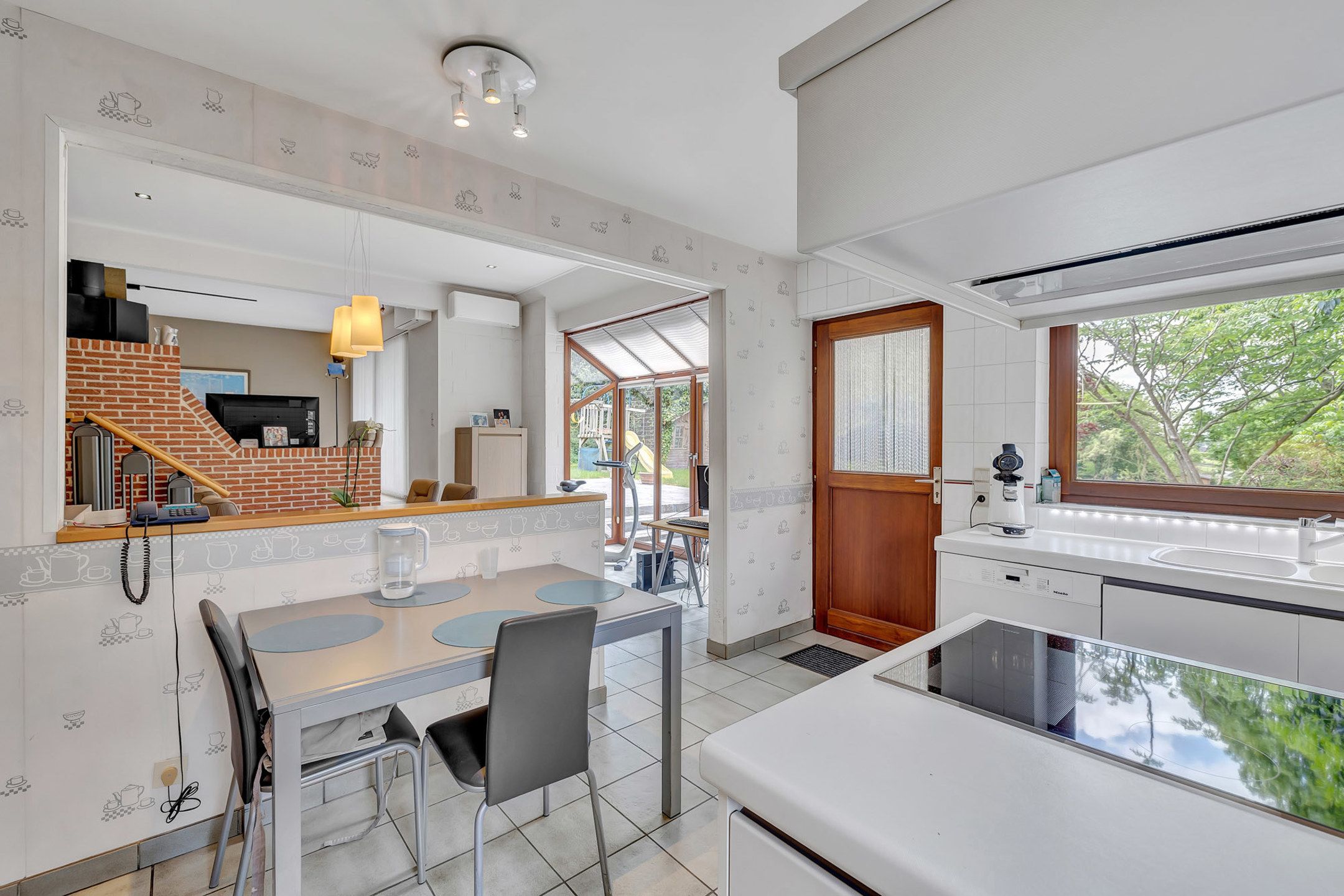 Instapklare woning op unieke locatie foto 10