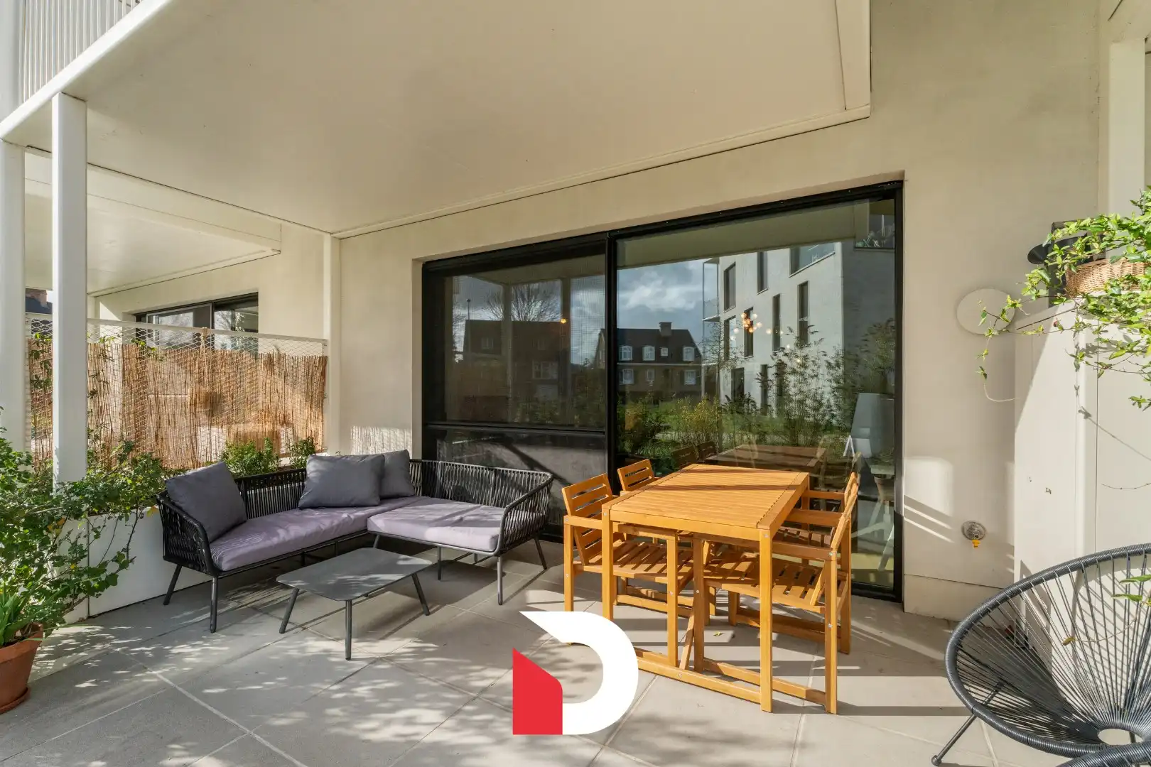 Hoogwaardig afgewerkt app met ruim zuidgericht terras in groene omgeving te Sint-Andries foto 7