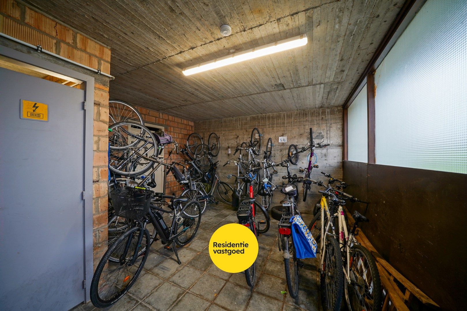 Appartement met 2 slaapkamers en zeezicht te Bredene foto 20