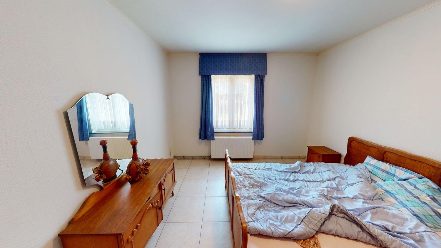 Zeer ruime woning met 5 slaapkamers! foto 11