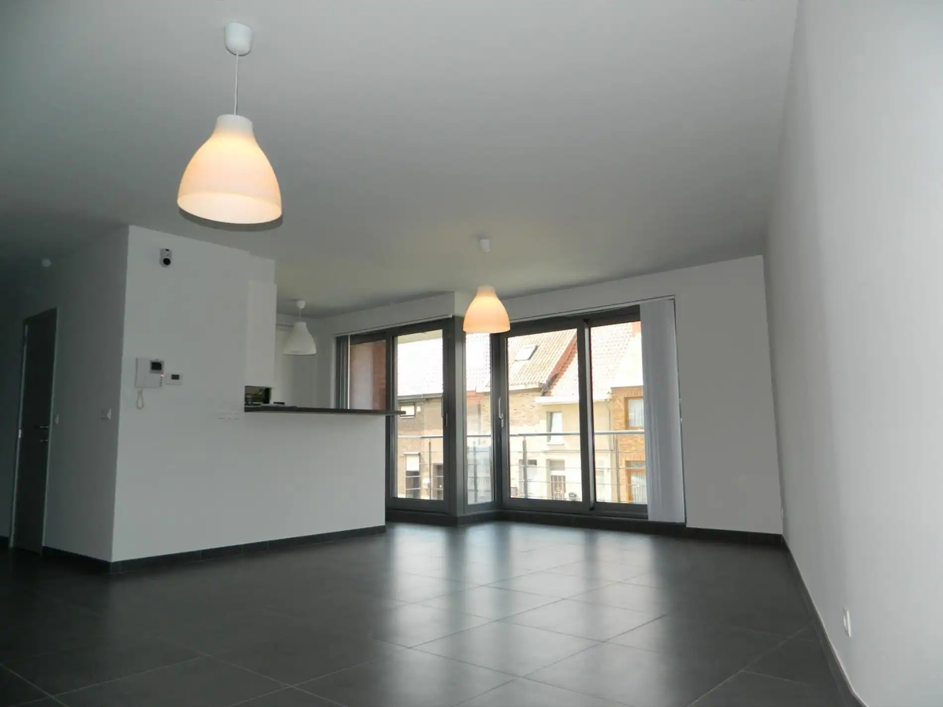 Ruim appartement met twee slaapkamers foto 3