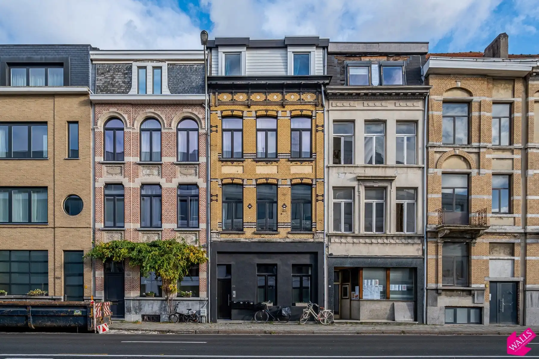 Licht en ruim 1 slaapkamer appartement te Berchem foto 13
