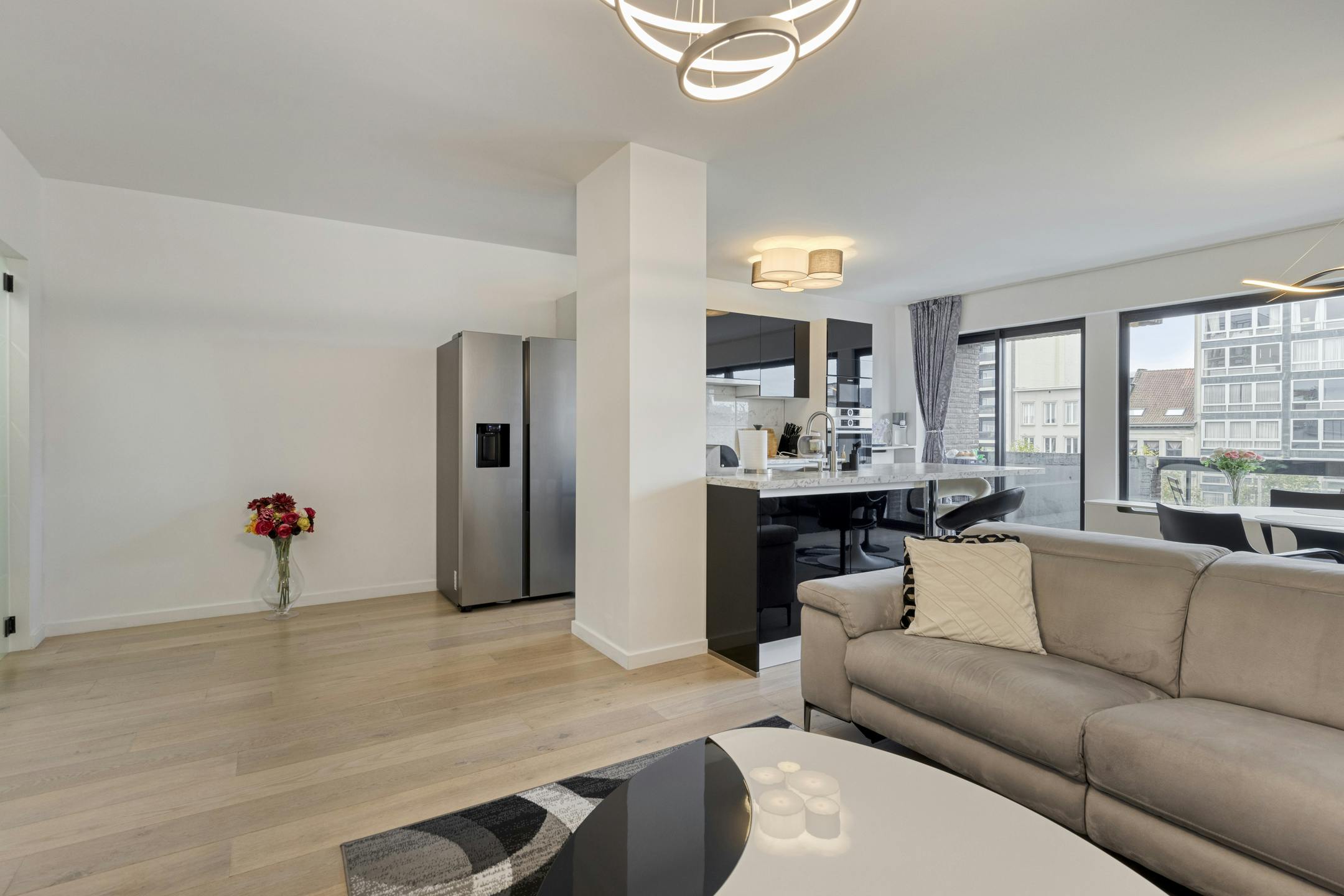 Stijlvol appartement met terras te koop Antwerpen foto 9