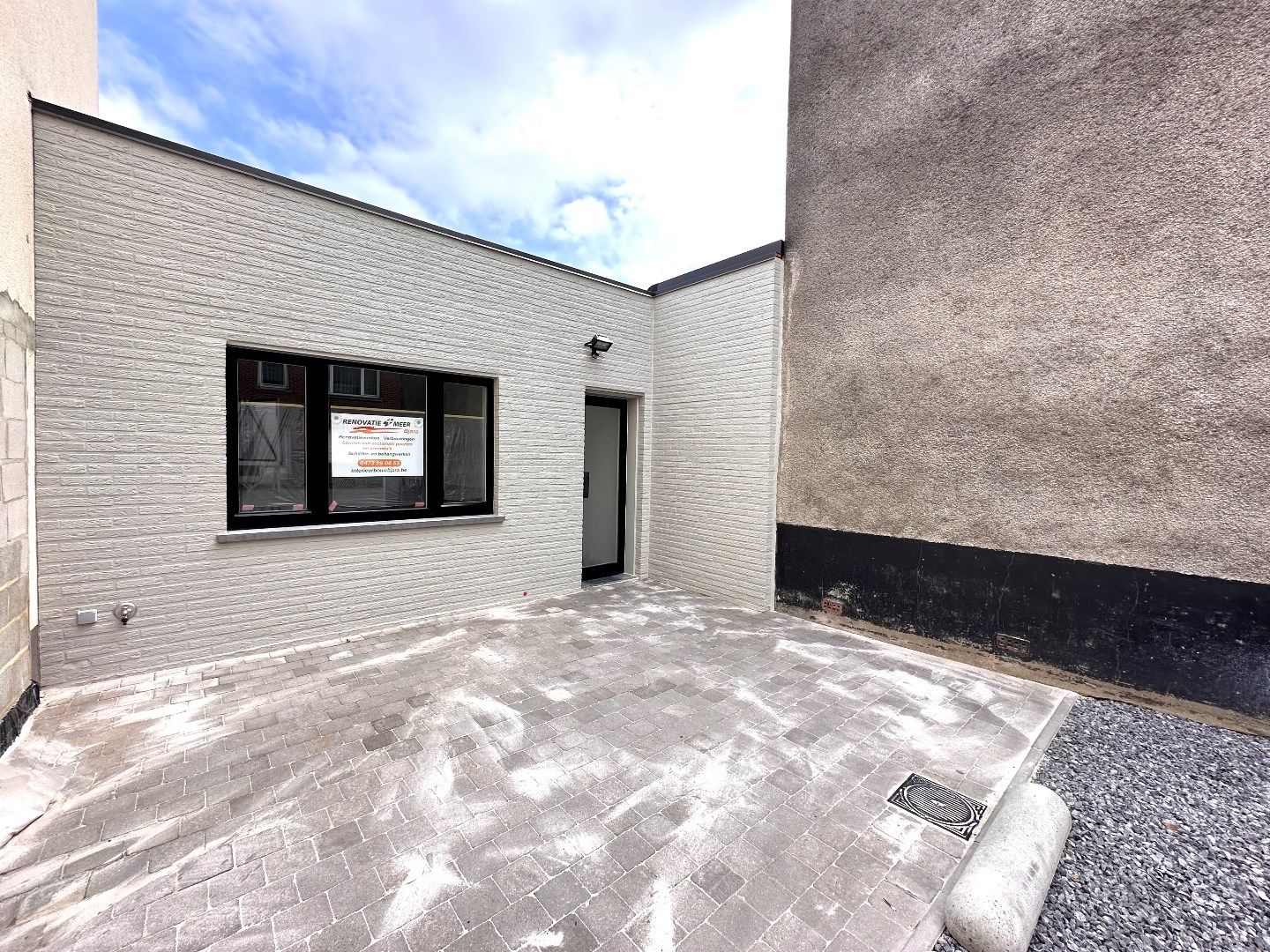 Volledig gerenoveerde woning te huur met goede ligging nabij het stadscentrum foto 2