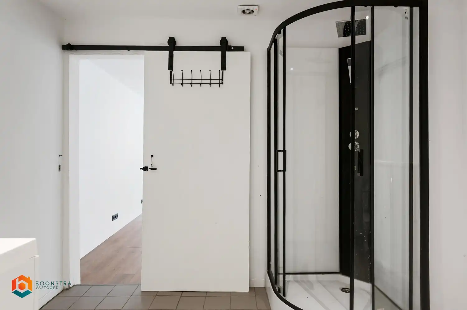 Ruime woning met 3 (à 4) slpkrs te Mechelen foto 12