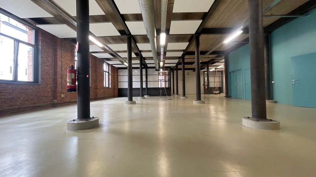 Uniek loftkantoor te huur nabij 't Eilandje in Antwerpen foto 4