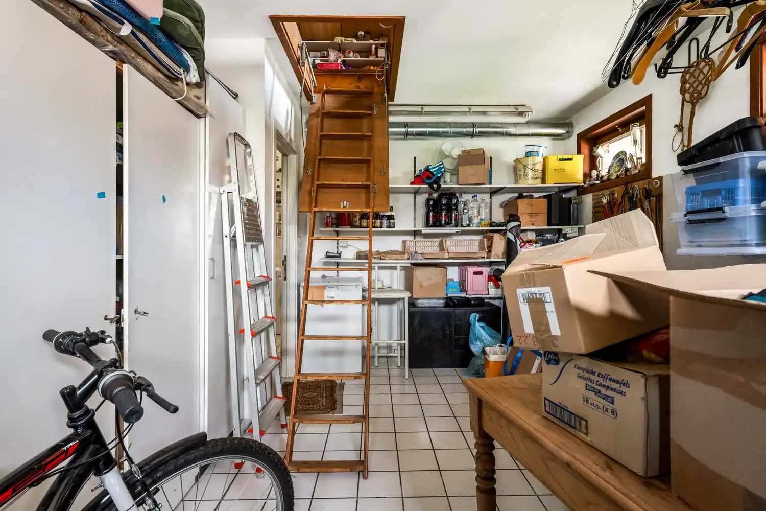 Vrijstaande laagbouwwoning met zonnige tuin en uitbreidingsmogelijkheden in Oelegem! foto 17
