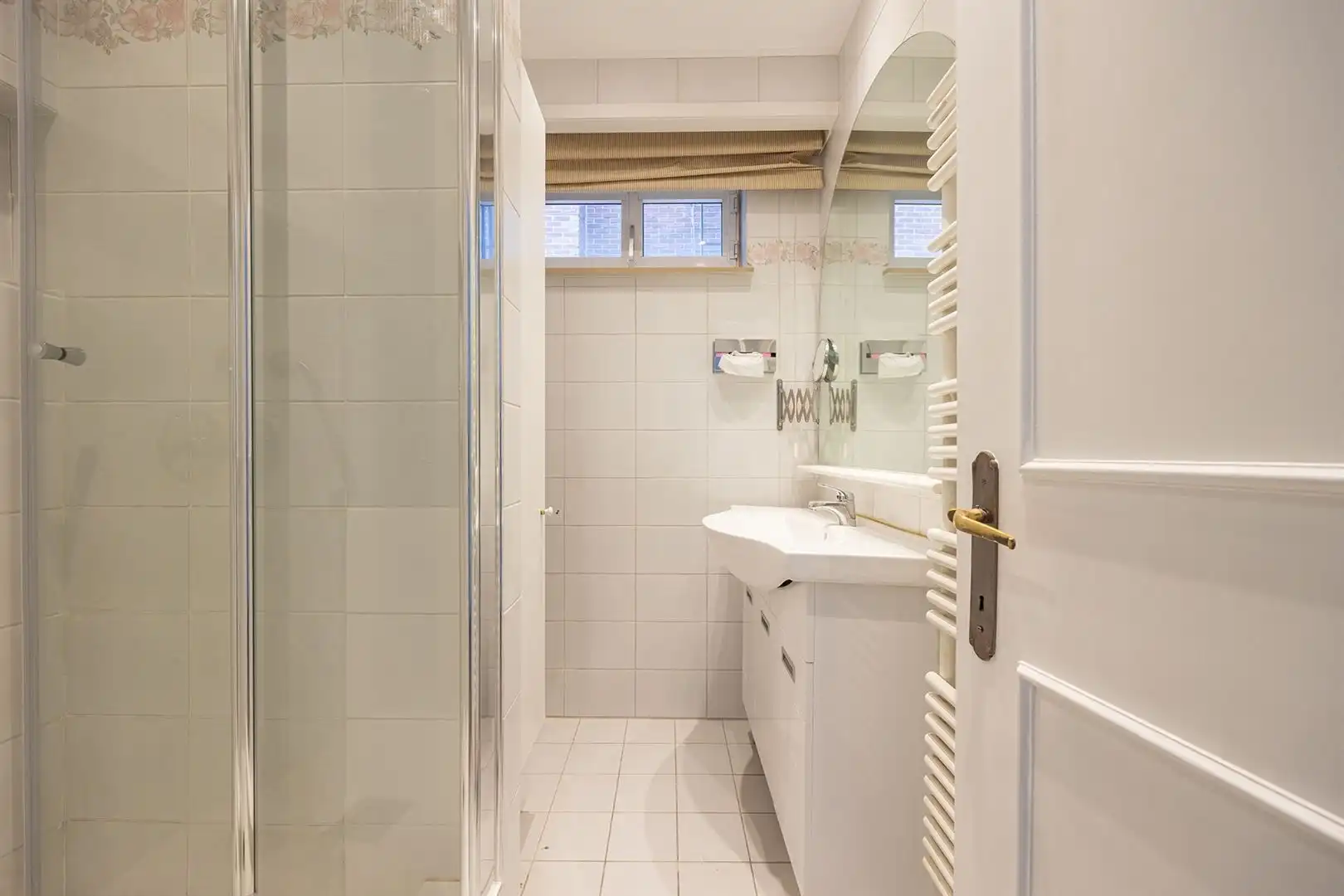 3-slaapkamer appartement met mooi stadszicht foto 14