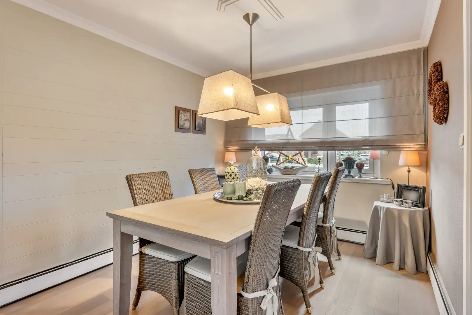 Luxueus vernieuwde 3-gevel woning op toplocatie. foto 10