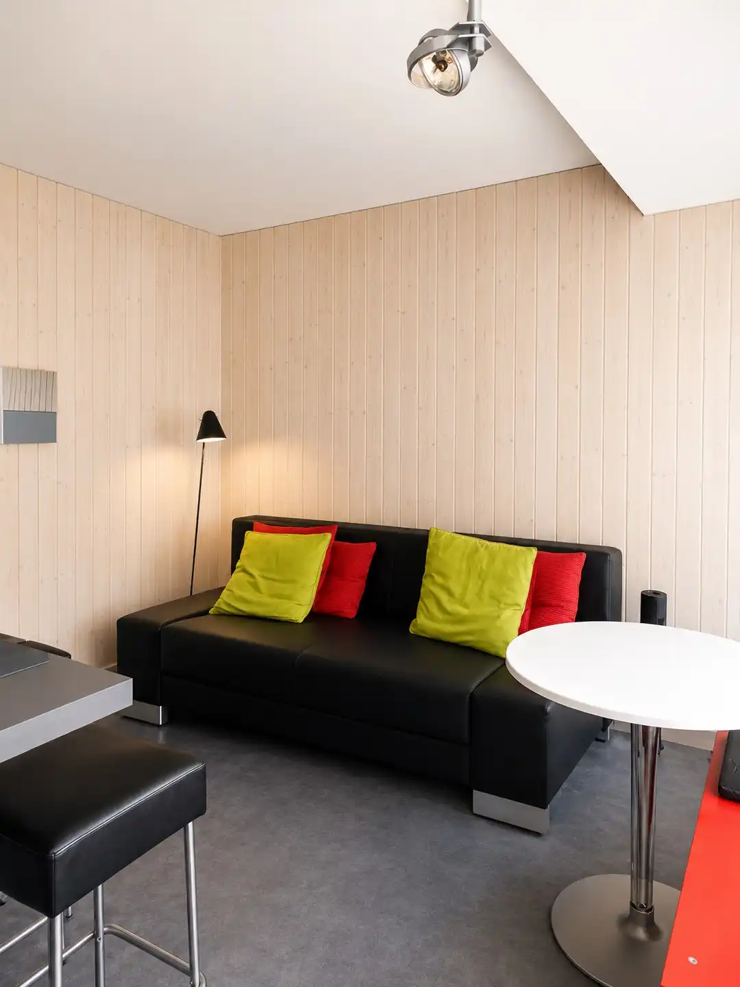 Volledig gerenoveerd 1 slaapkamer appartement te koop in het Park Atlantis te De Haan aan zee. foto 2