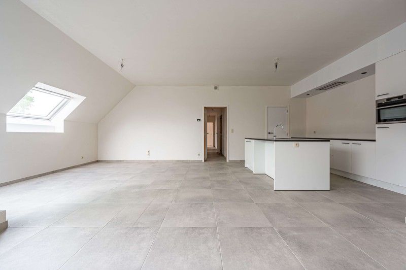 Prachtig 2 slaapkamer appartement TE KOOP in hartje Sint-Baafs-Vijve! (*6% BTW aankoop mogelijk) foto 7