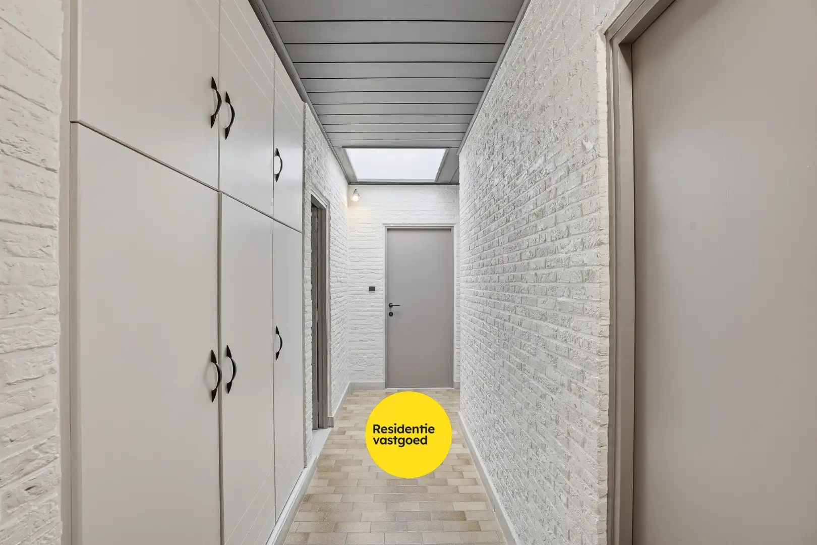 Volledig instapklare open bebouwing in het centrum van Eernegem foto 14