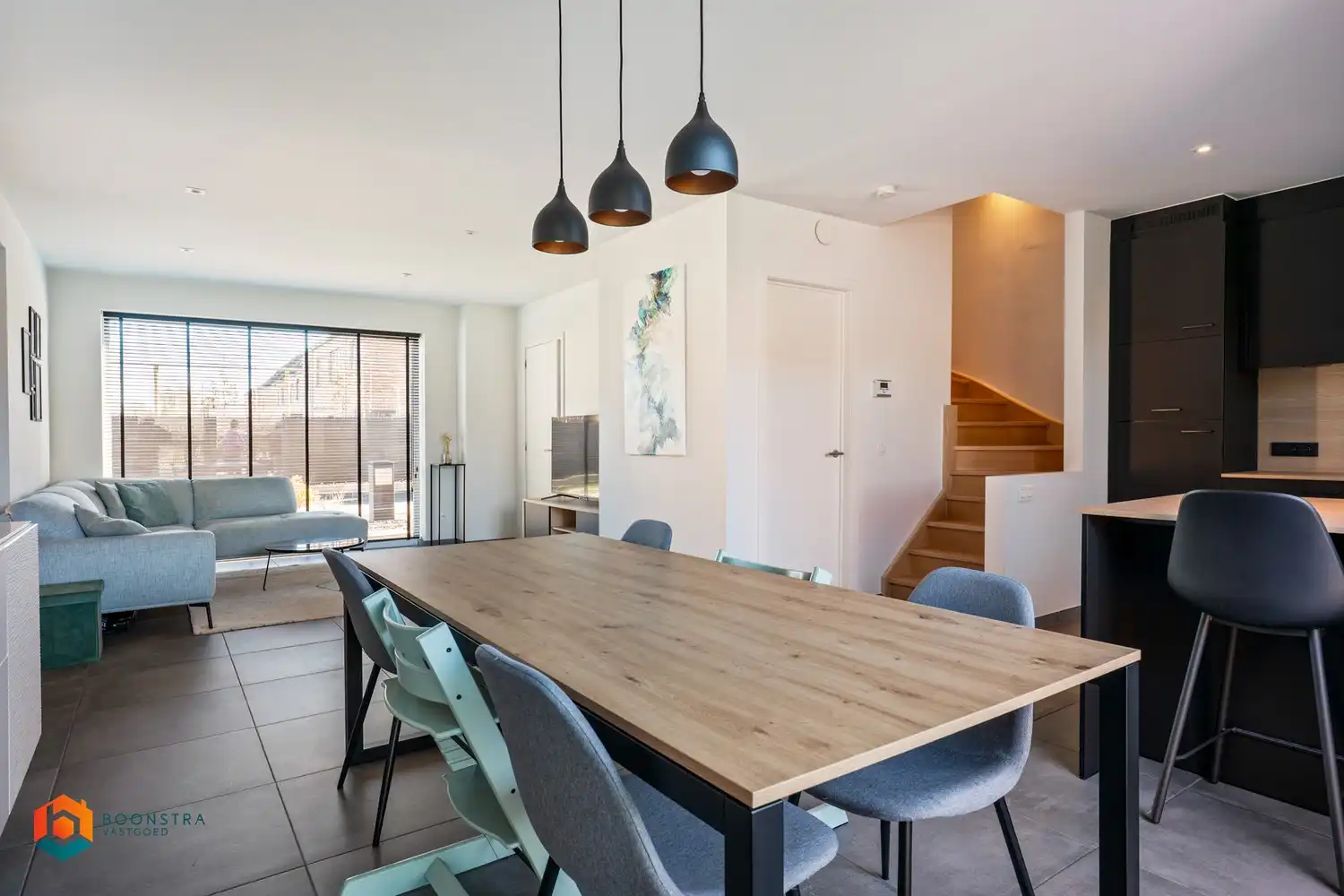 Instapklare woning (2020) met 4 slpkrs en carport te Schriek foto 4