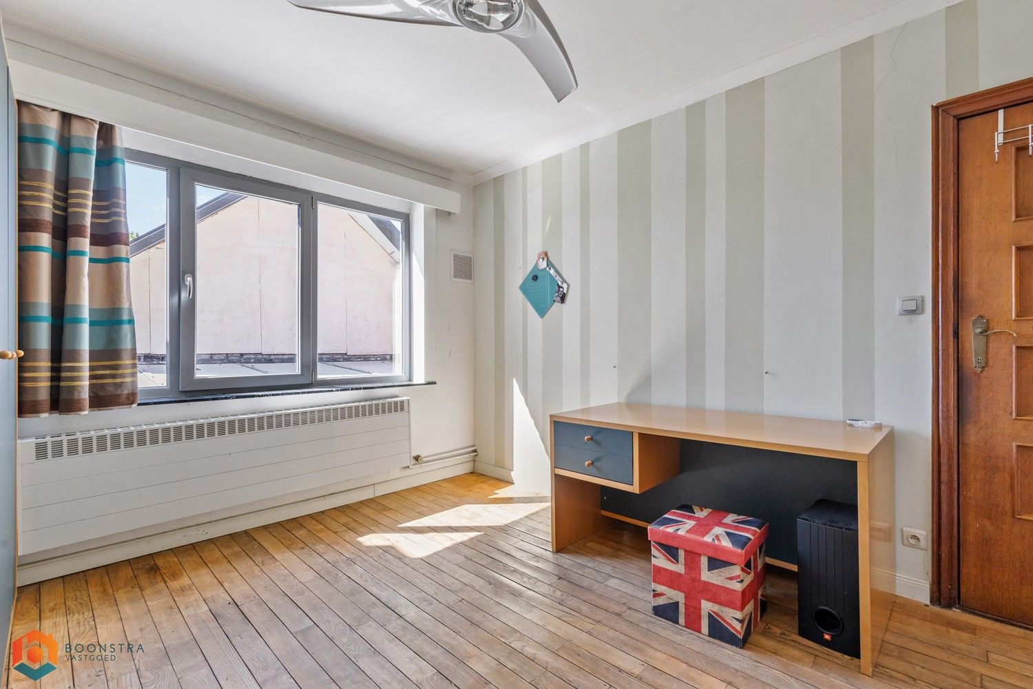 Ruime woning met handelsruimte en grote garage / werkplaats foto 23