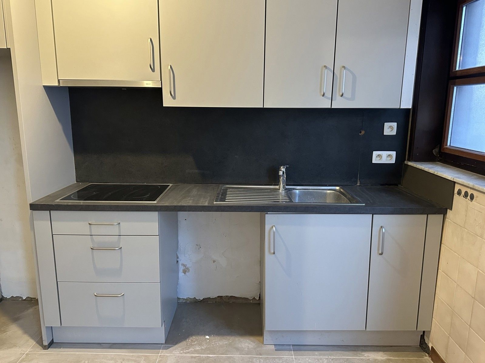 Halfopen bebouwing nabij centrum Zele  foto 4