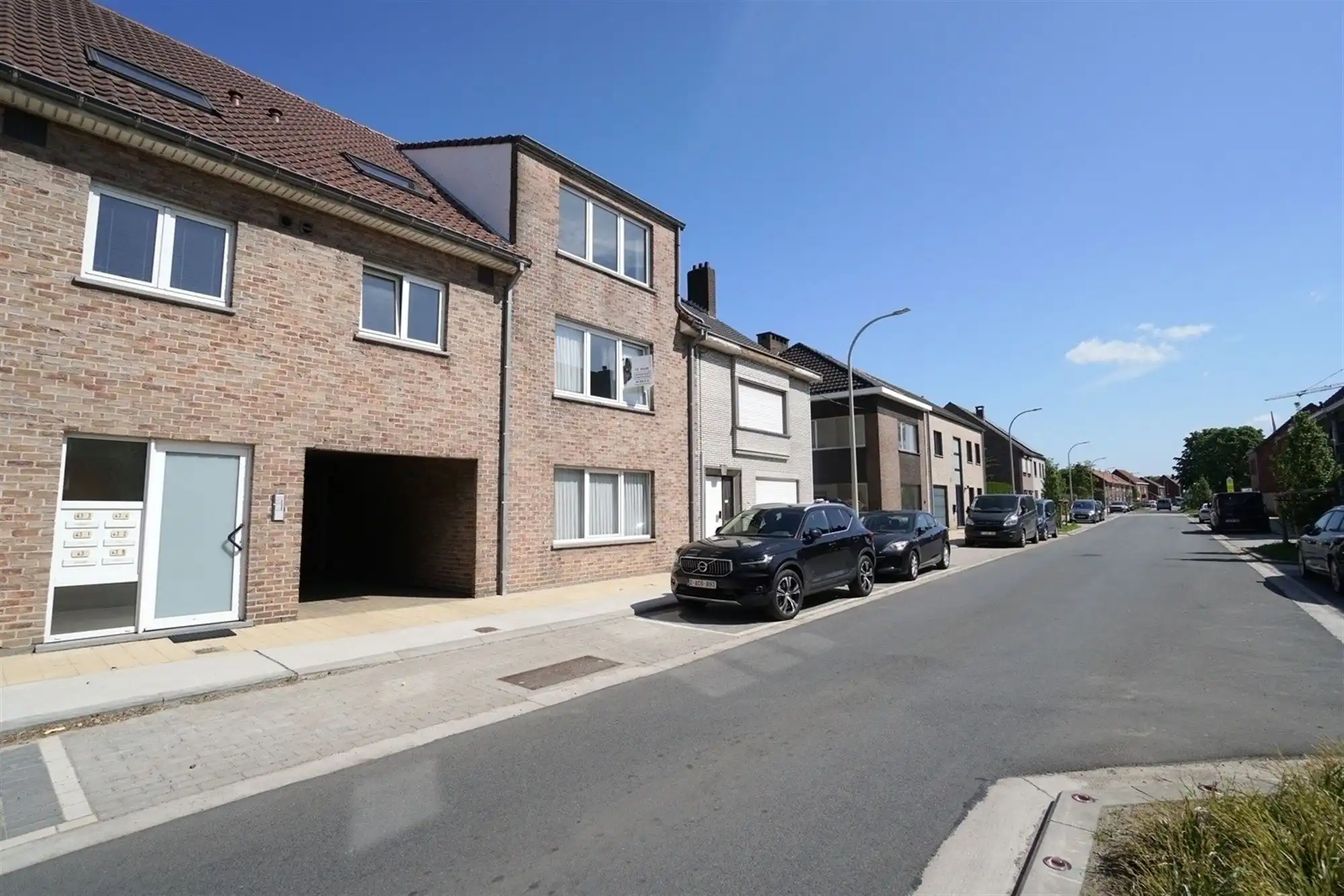 Ruim 2 slaapkamer appartement met garage te Ertvelde foto 16