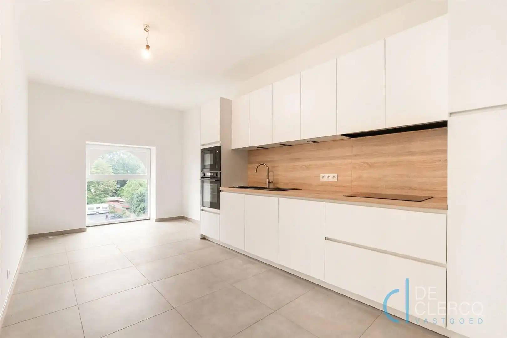 Prachtig, nieuw appartement in authentiek klooster te koop!  foto 6