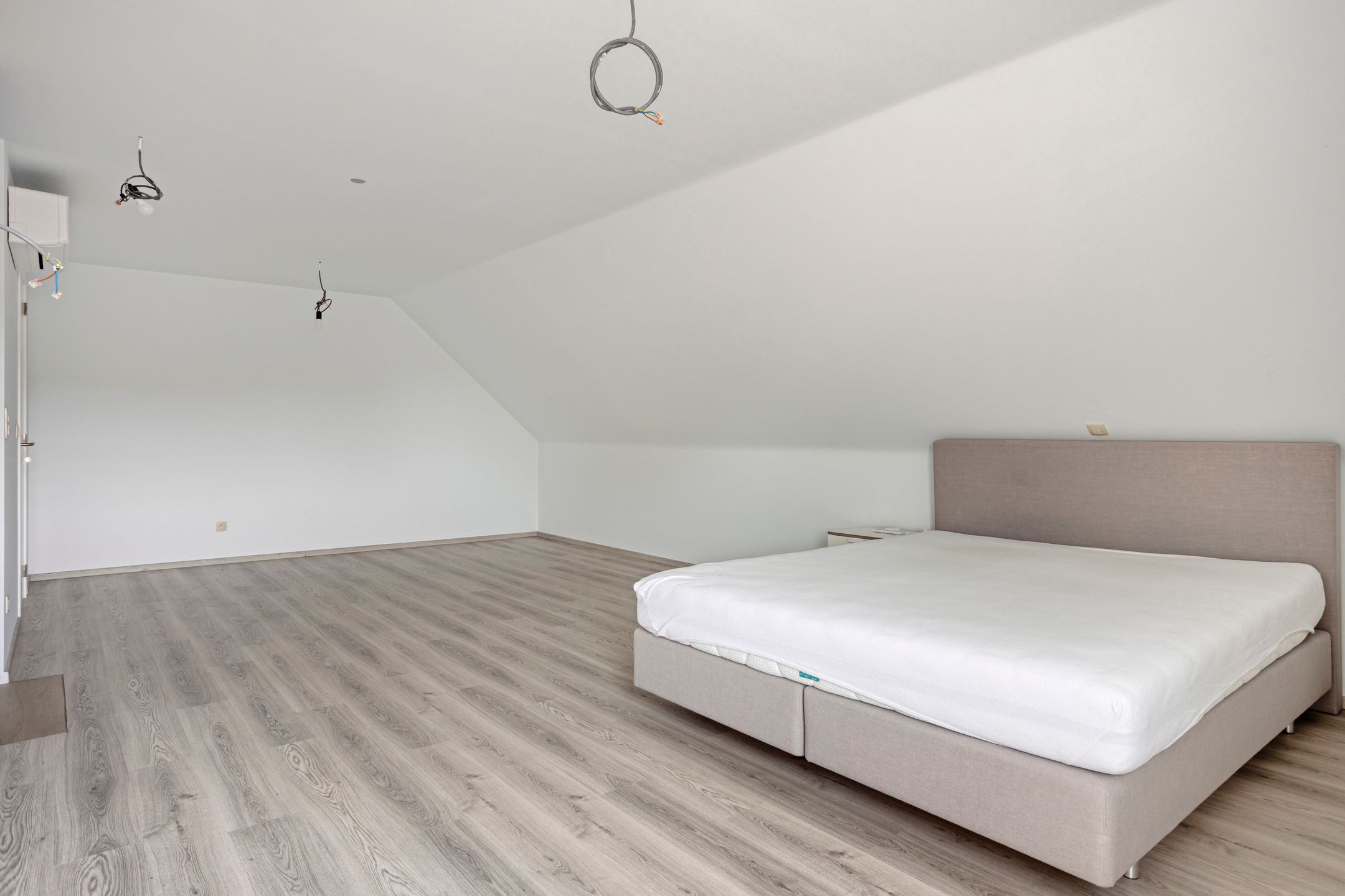 BEN woning met 4 slaapkamers, tuin & garage op toplocatie foto 10