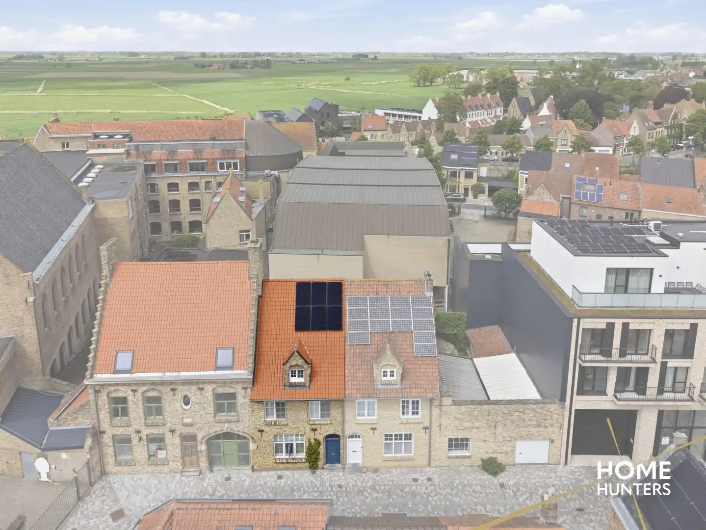 Charmant gerenoveerde stadswoning met 4 slaapkamers in hartje Diksmuide foto 29