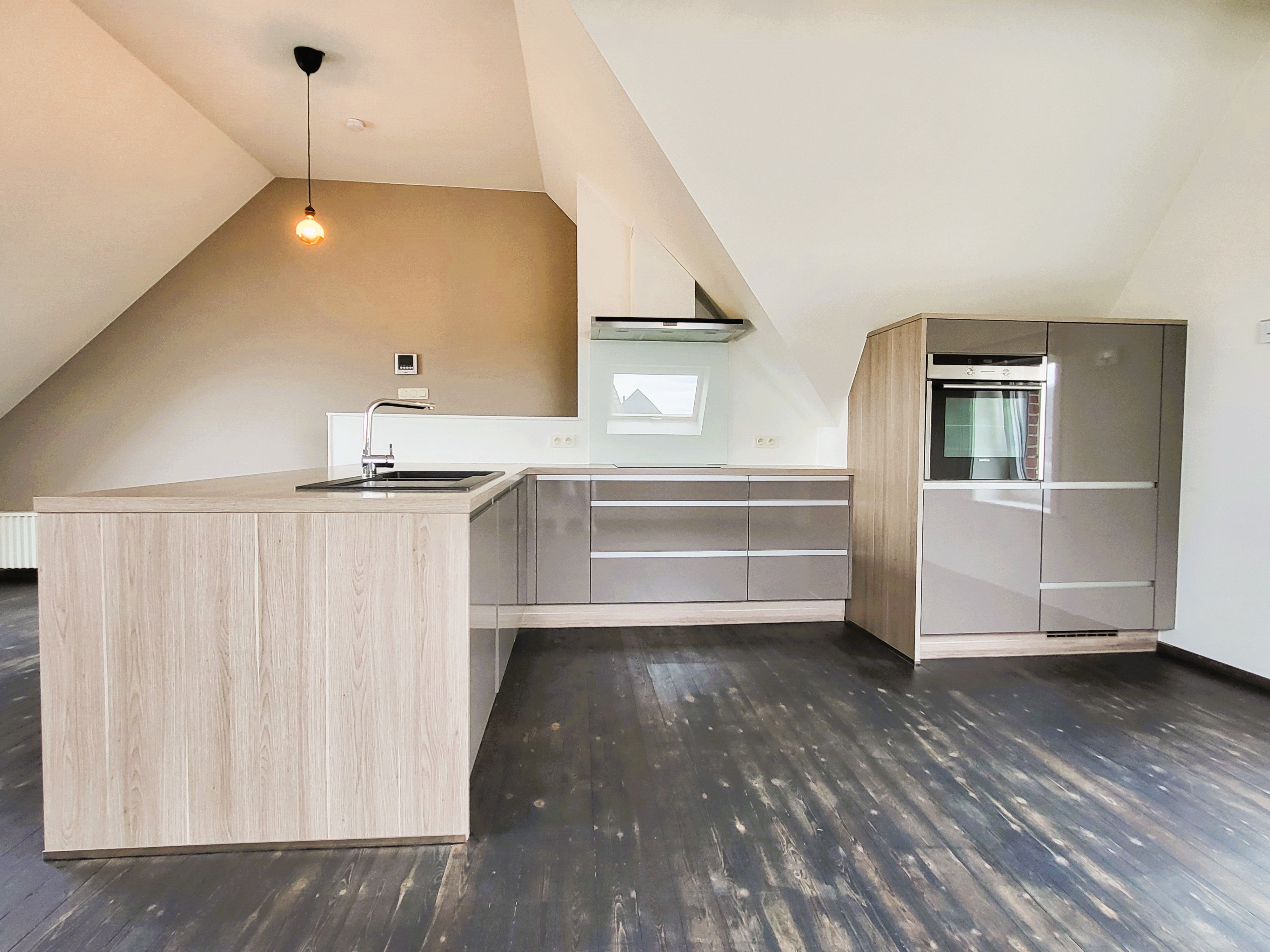 Lichtrijke penthouse van 143m² met landelijk uitzicht, gelegen op de 1ste en 2de verdieping. foto 22