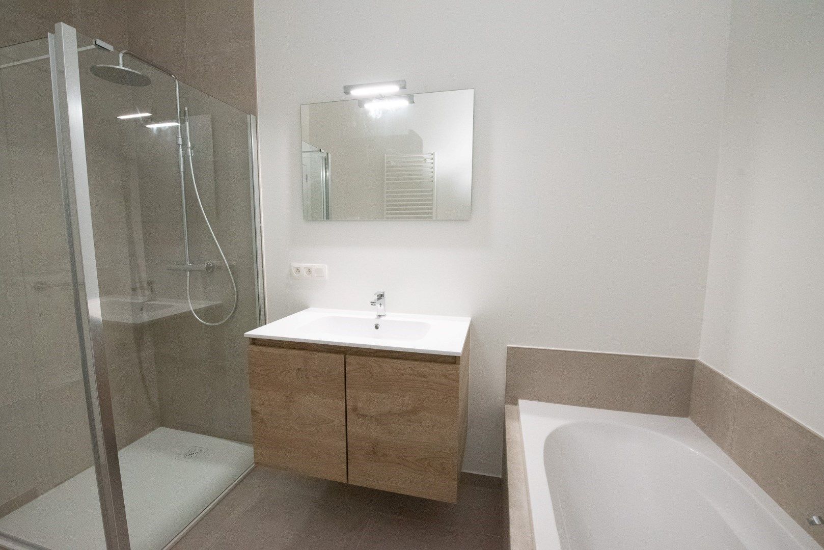 Ruime klassevolle penthouse TE KOOP in Waregem - 6% btw gunsttarief mogelijk! foto 14