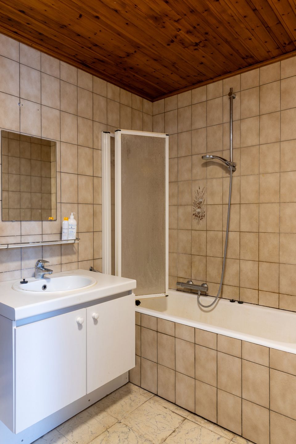 Te renoveren woning in Oppuurs foto 7