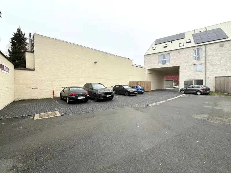 Winkel/polyvalent ruimte aan Gentbruggebrug foto 2