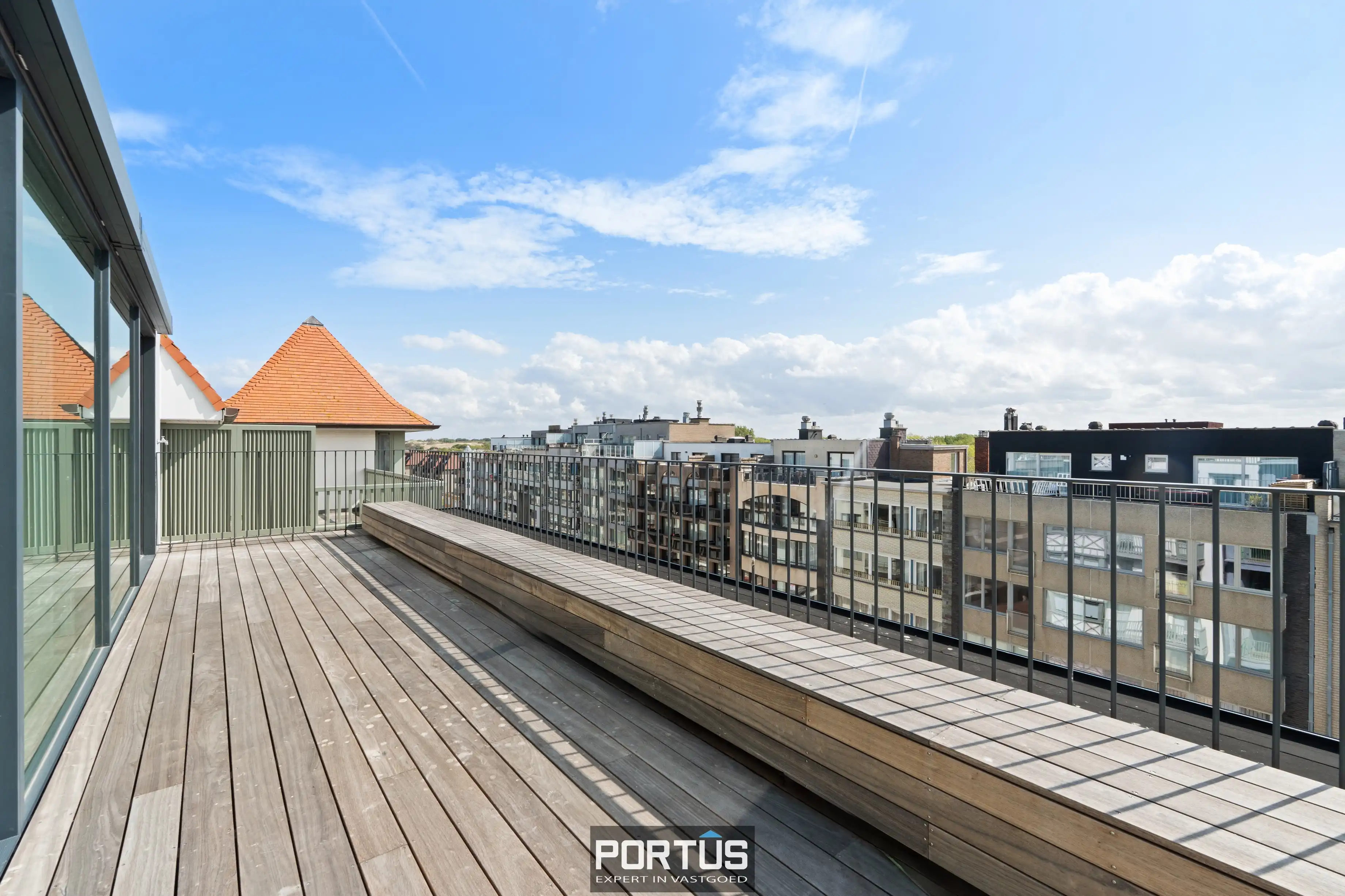 Penthouse met 40m² terras te koop in Residentie Josef Albers te Oostduinkerke  foto 2