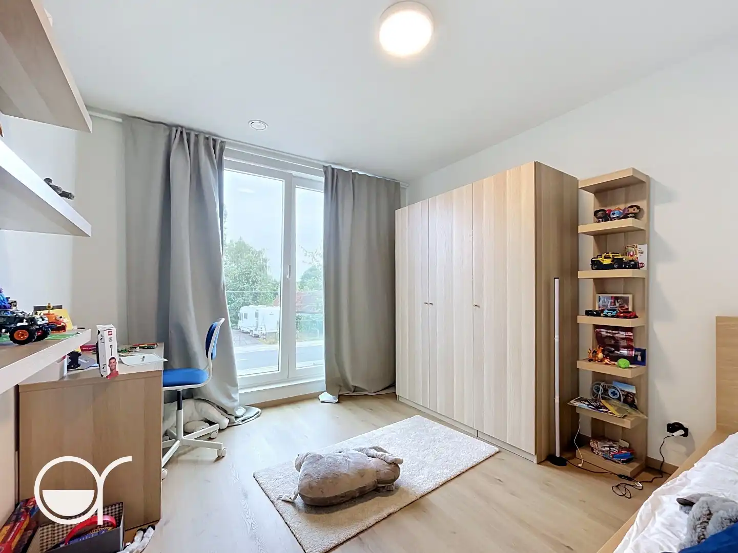 Nieuwbouwwoning met vier slaapkamers en ruime tuin in Deurle foto 13