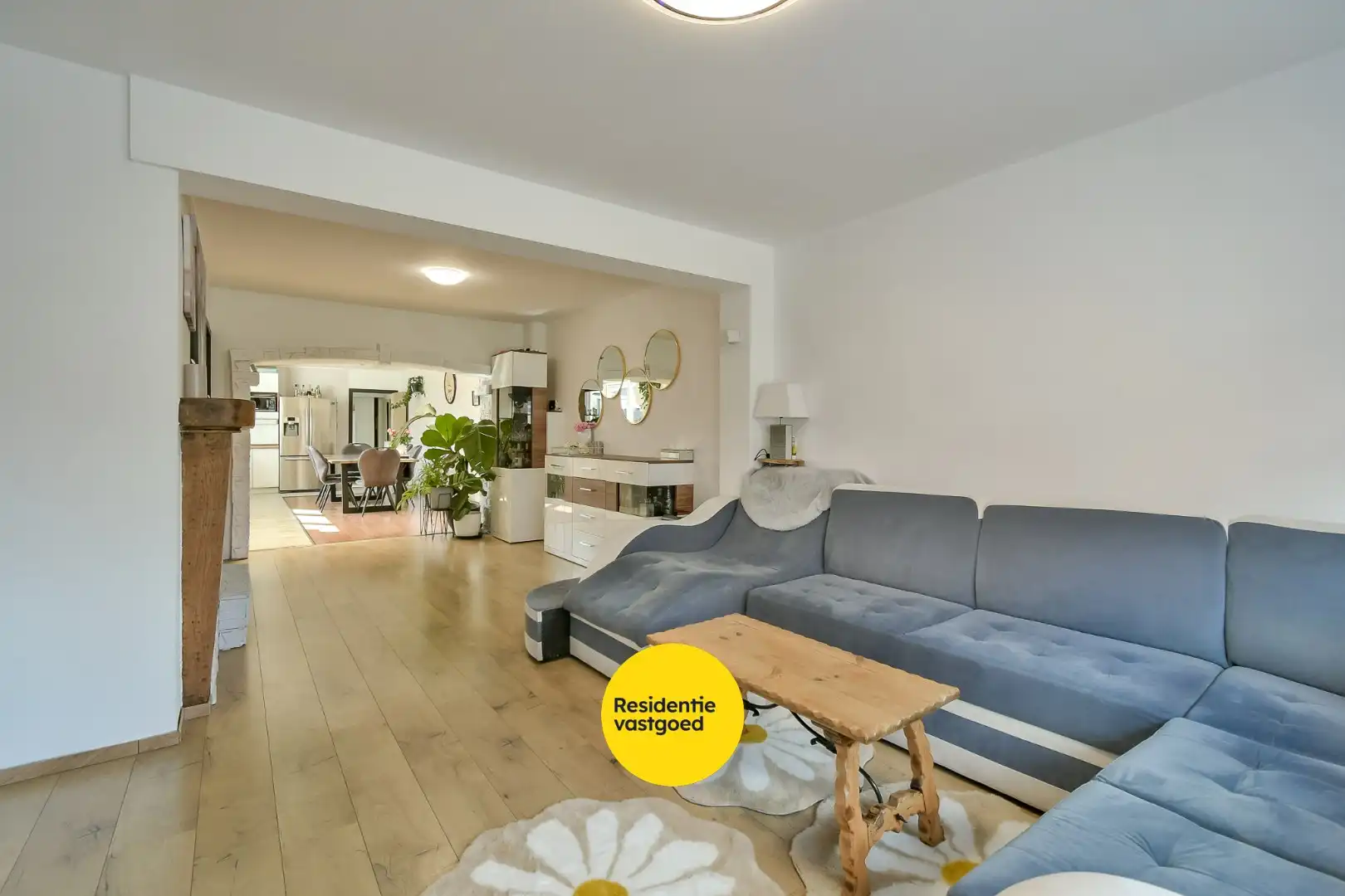 Halfopen woning met verhuurde buitenunit – extra inkomsten vanaf dag één! foto 3