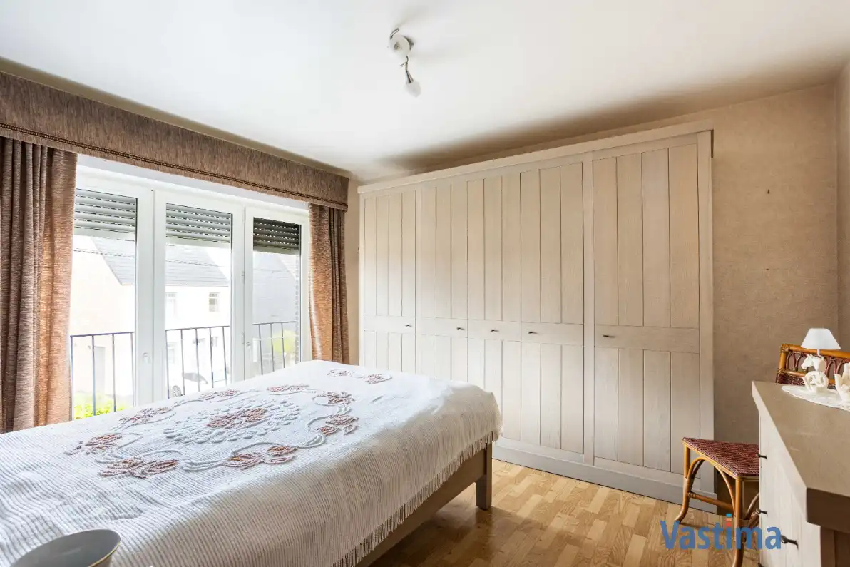 Woning met opslagruimte en grond op strategische ligging foto 14