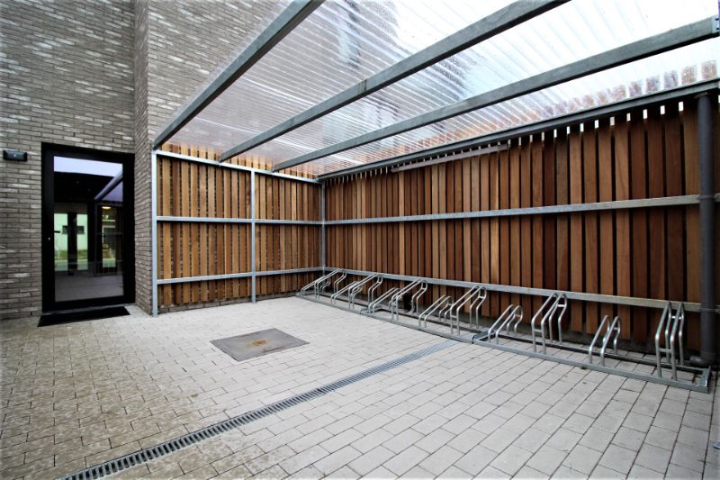 Luxe nieuwbouwappartement met panoramisch terras in hartje Sint-Eloois-Vijve foto 16