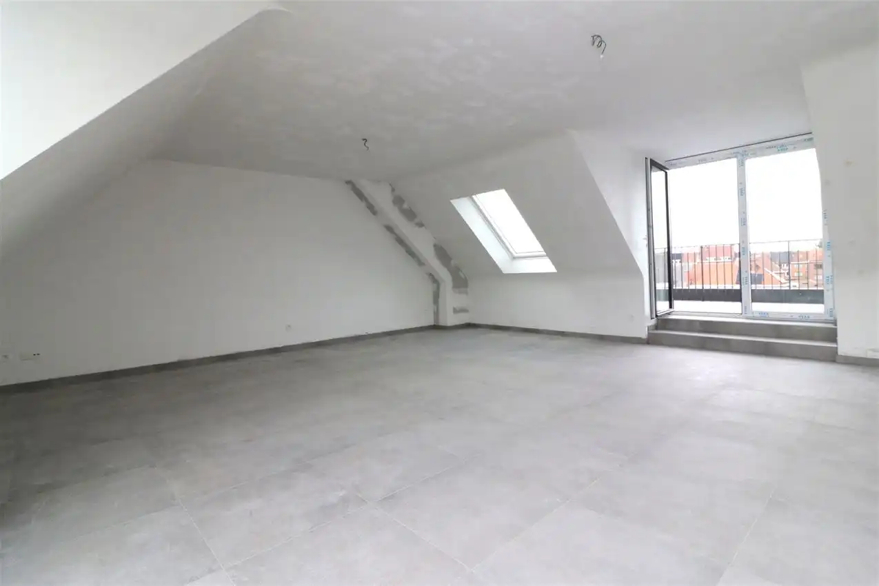 Uniek penthouse in centrum Aarschot met 1 slpk. parking en terras foto 6