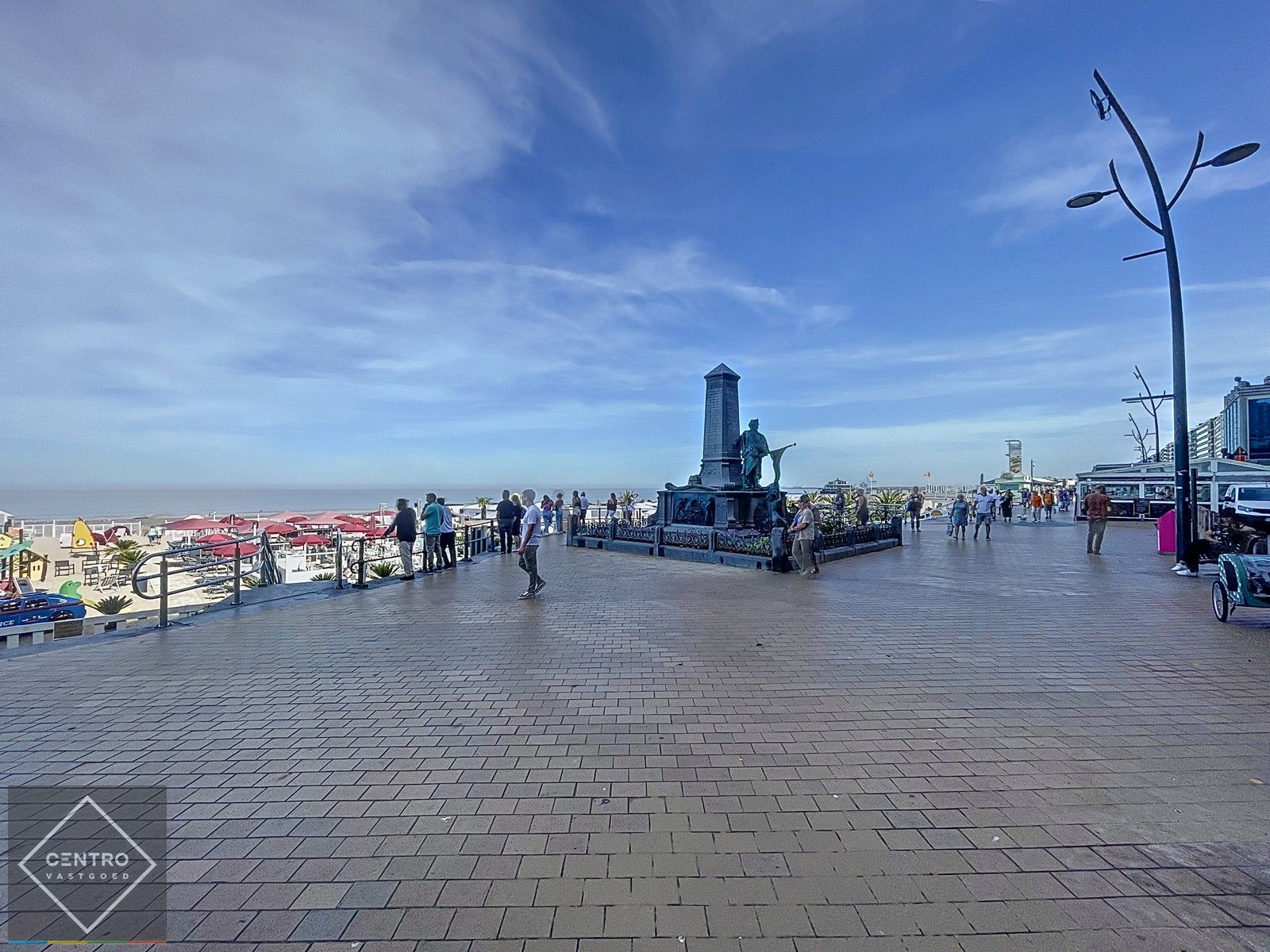 Instapklaar HANDELSPAND (2 x 206m2) met STUDIO op de zeedijk van Blankenberge (nabij Casino). foto 24