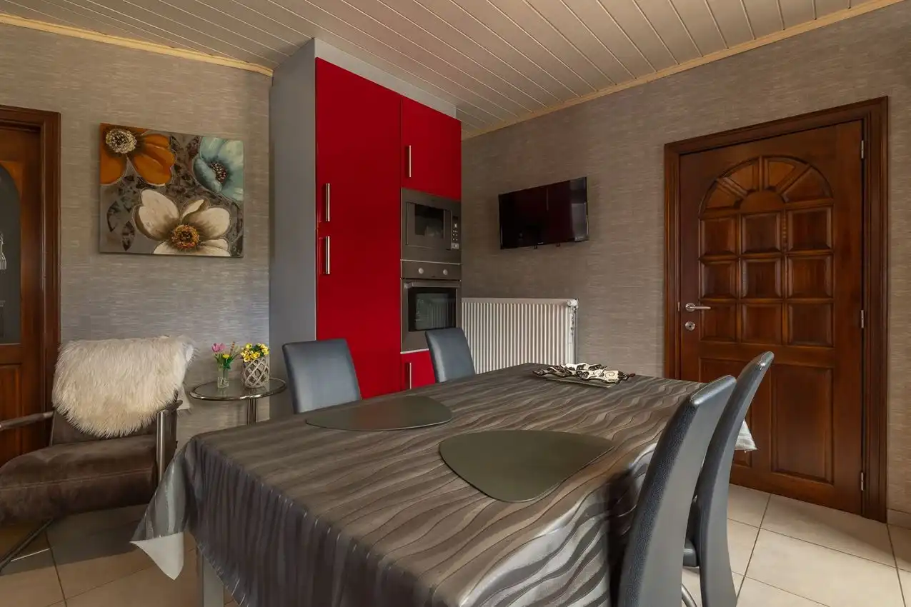 Verzorgde landelijke woning met 3slk op boogscheut E314 foto 11