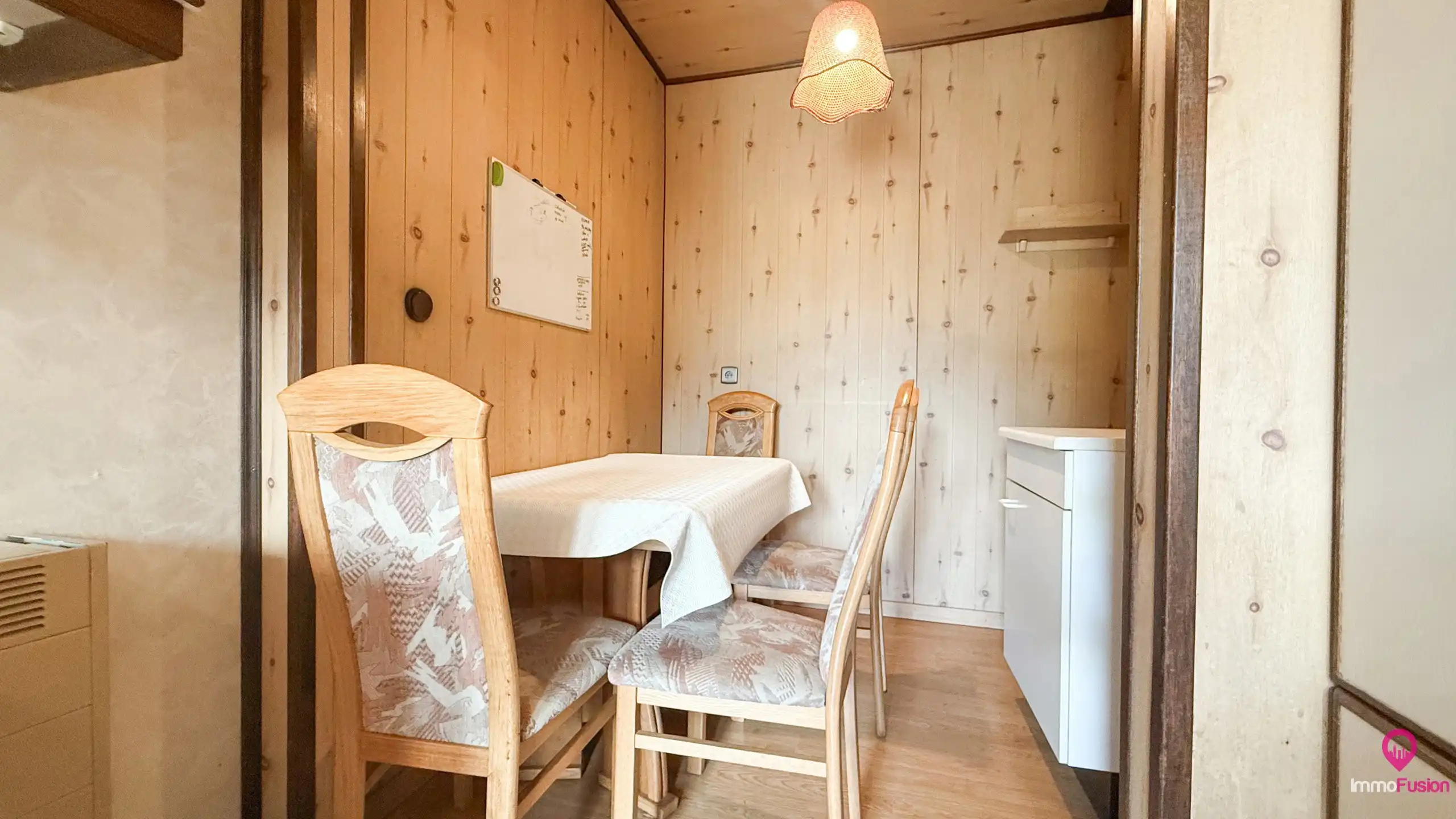 Gelijkvloerse woning met garage en overdekt terras! foto 10