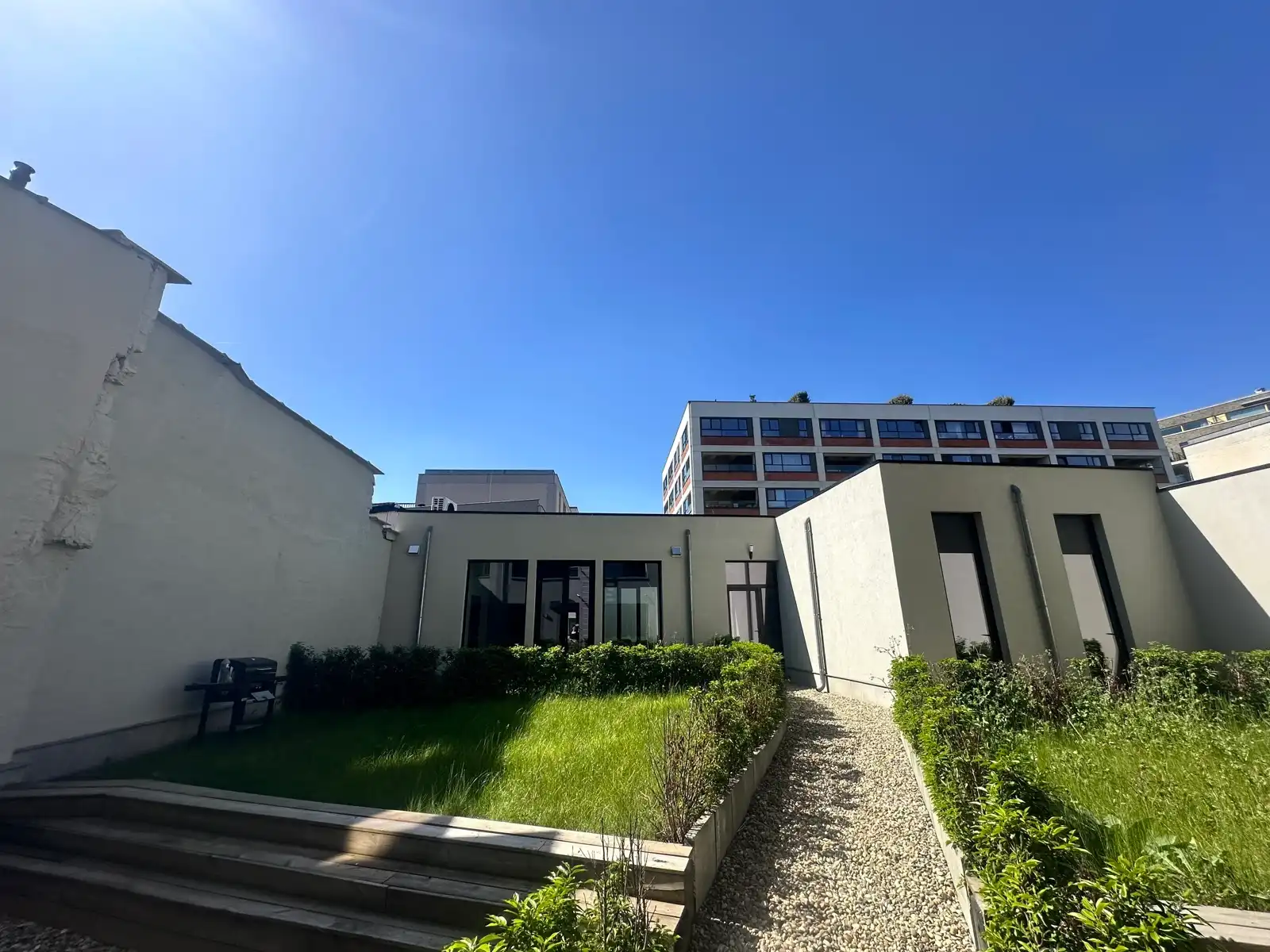 Kantoorruimte 81 m² met terras van 47 m² foto 2