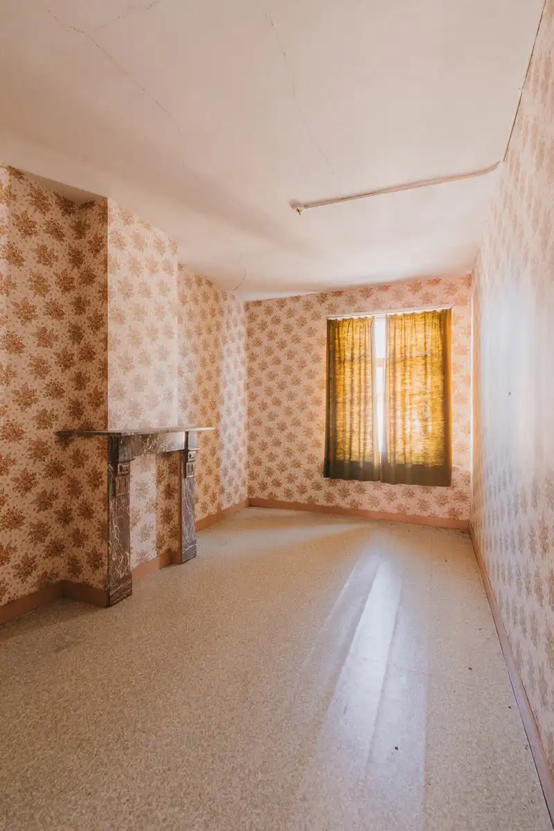 Karaktervolle, te renoveren woning met tal van mogelijkheden foto 20