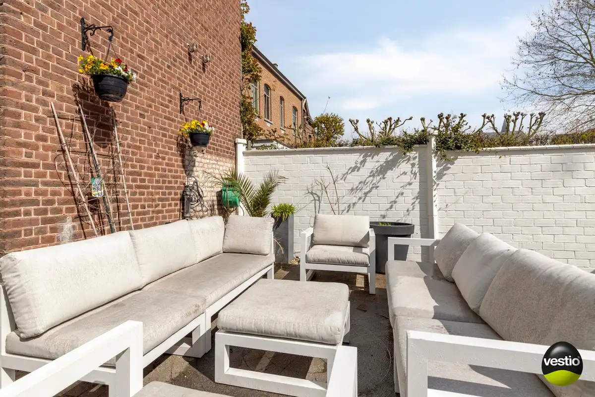 KARAKTERVOL VOLLEDIG GERENOVEERD STATIG HERENHUIS IN CENTRUM VAN TONGEREN. foto 47