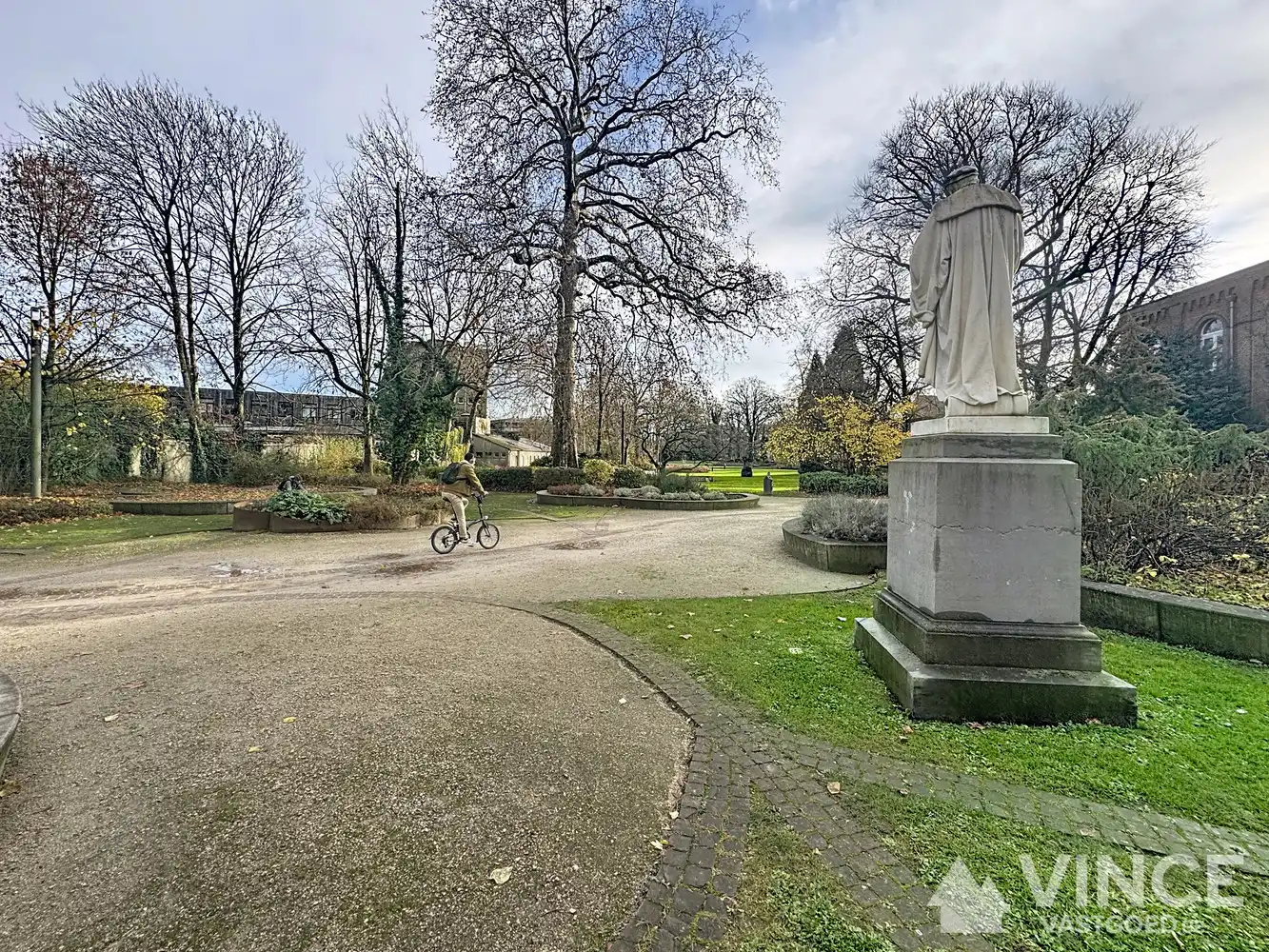 Charmante, volledig gerenoveerde woning in het hart van Mechelen foto 24