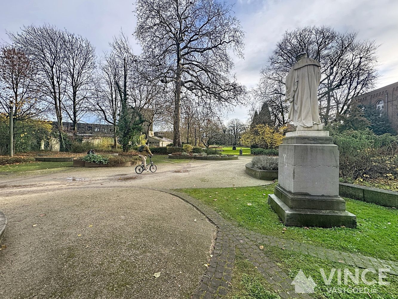 Charmante, volledig gerenoveerde woning in het hart van Mechelen foto 24
